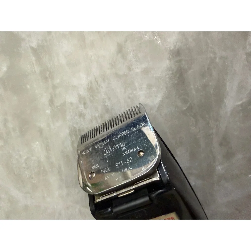 Oster Detachable Blade Clipper Home Animal 96-01E Corded Grooming